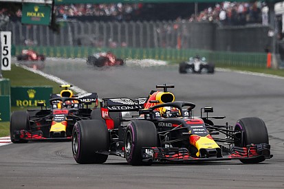 Red Bull ve a Verstappen "claramente" por delante de Ricciardo