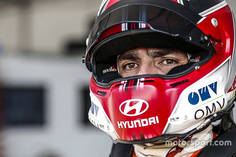 Michelisz a makaói időmérőt követően órákat venne Hufftól