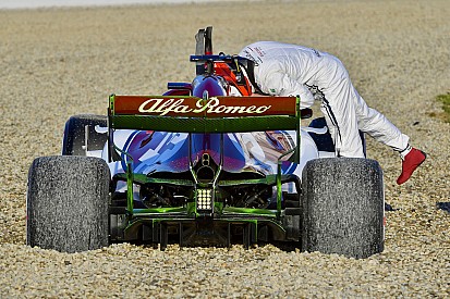 Gallery: The best images from Day 1 of F1 testing