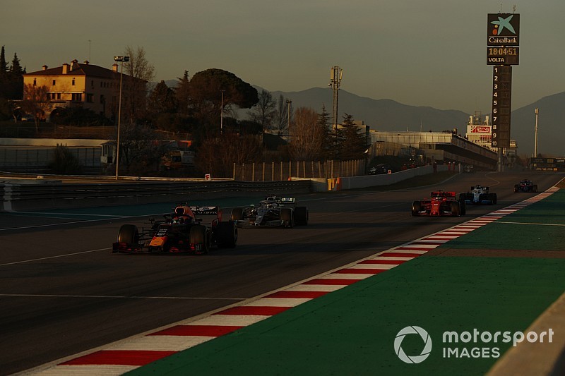 Alesi: Mercedes'in planı işe yaramamış gibi görünüyor, Ferrari çok hızlı