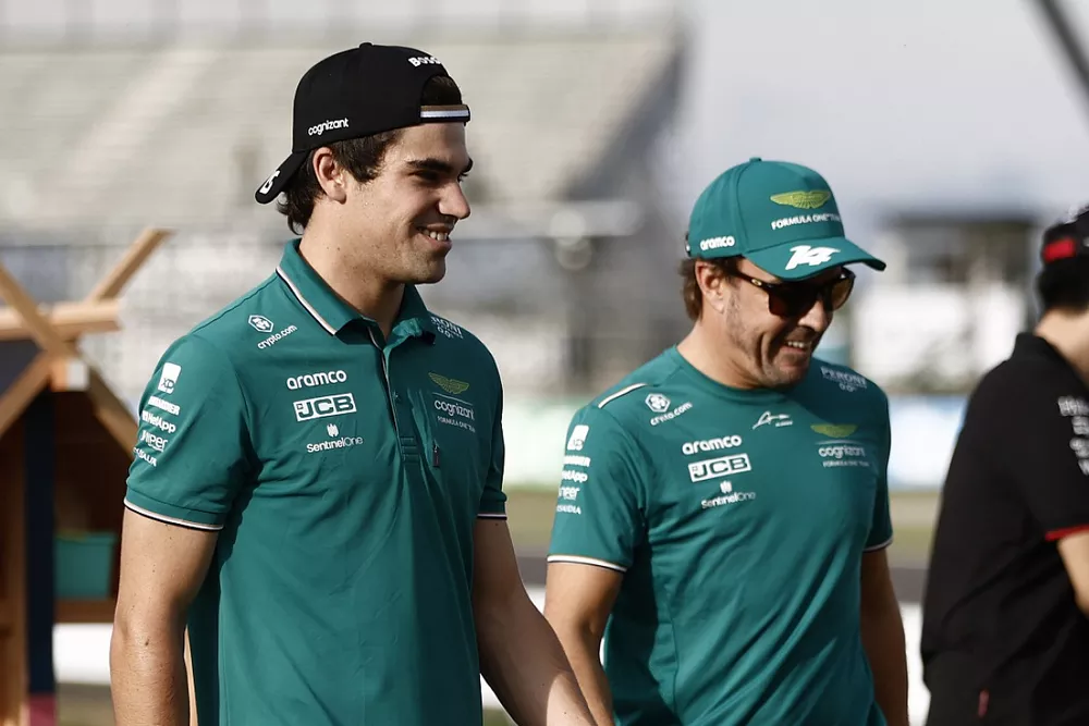 Lance Stroll, Aston Martin F1 Team, Fernando Alonso, Aston Martin F1 Team 