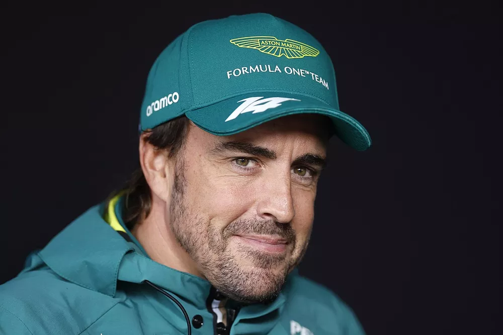 Fernando Alonso, Aston Martin