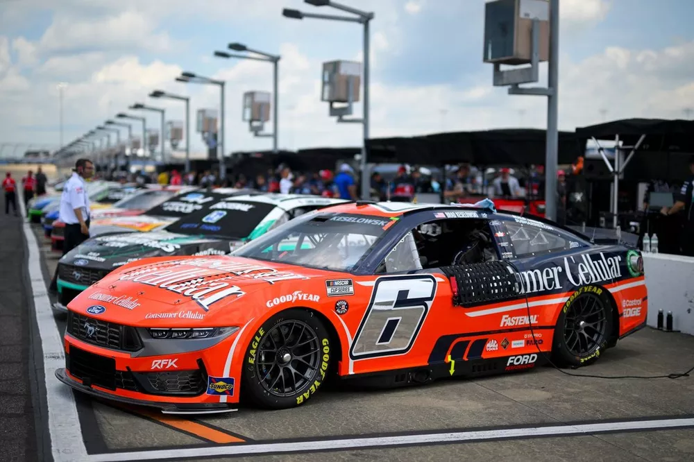 Brad Keselowski, RFK Racing, Consumer Cellular Ford Mustang