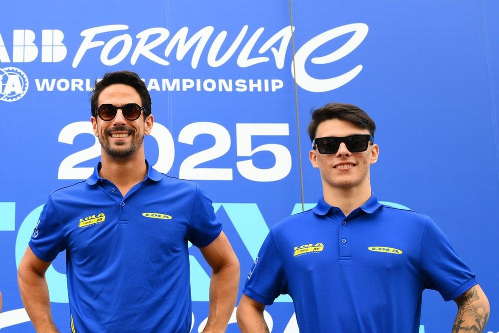 Johnny Herbert, Global Brand Ambassador, Lola Yamaha ABT Formula E Team, Lucas di Grassi, Lola Yamaha ABT Formula E Team, Zane Maloney, Lola Yamaha ABT Formula E Team