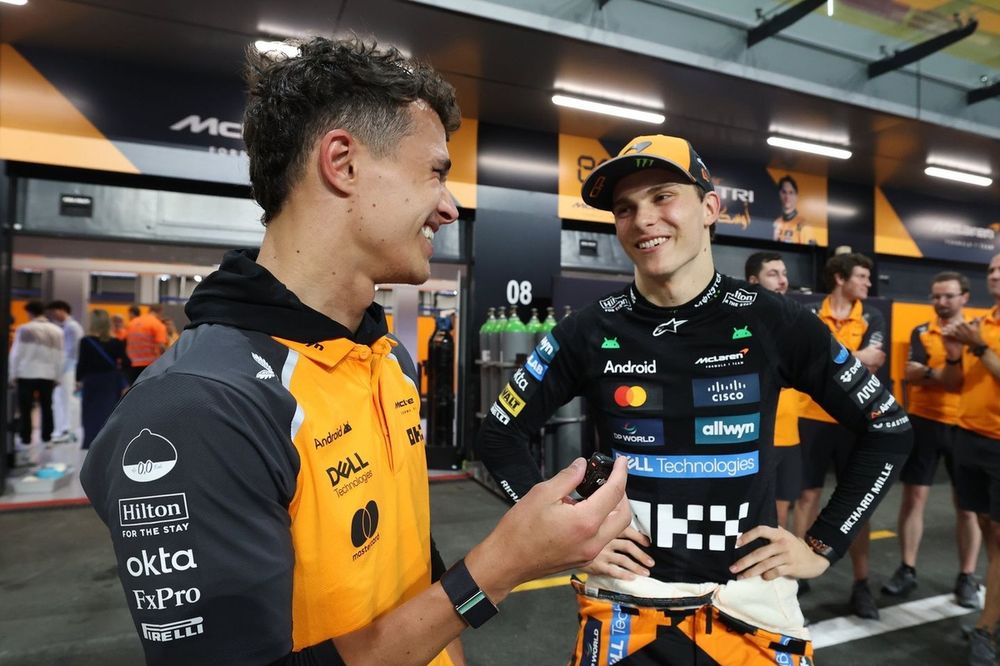Lando Norris, McLaren, Oscar Piastri, McLaren