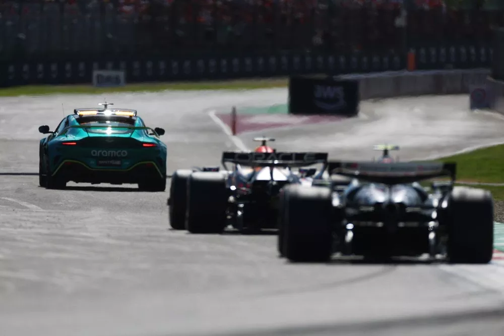 Safety car