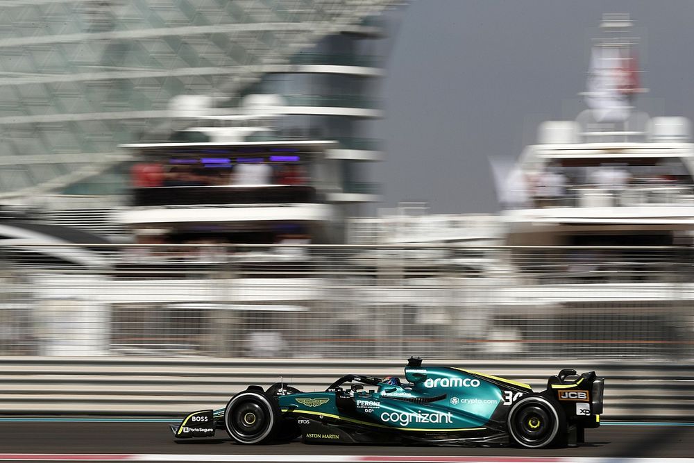 Felipe Drugovich, Aston Martin AMR22