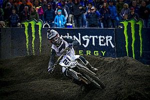 Paulin y Jonass dominan el GP de Europa de MXGP; Prado sufrió