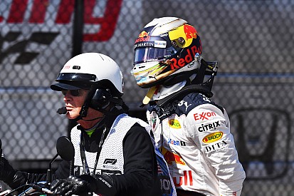 Ricciardo a "mis son poing dans le mur" après son abandon