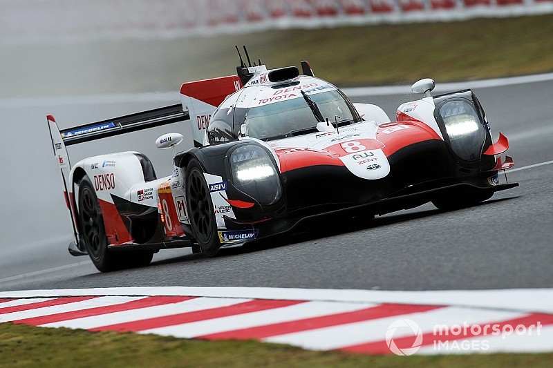 El Toyota de Alonso, Buemi y Nakajima arranca liderando en Shanghai