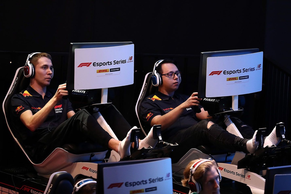 F1 extends Fanatec partnership with new sim racing products and Fan Zone features