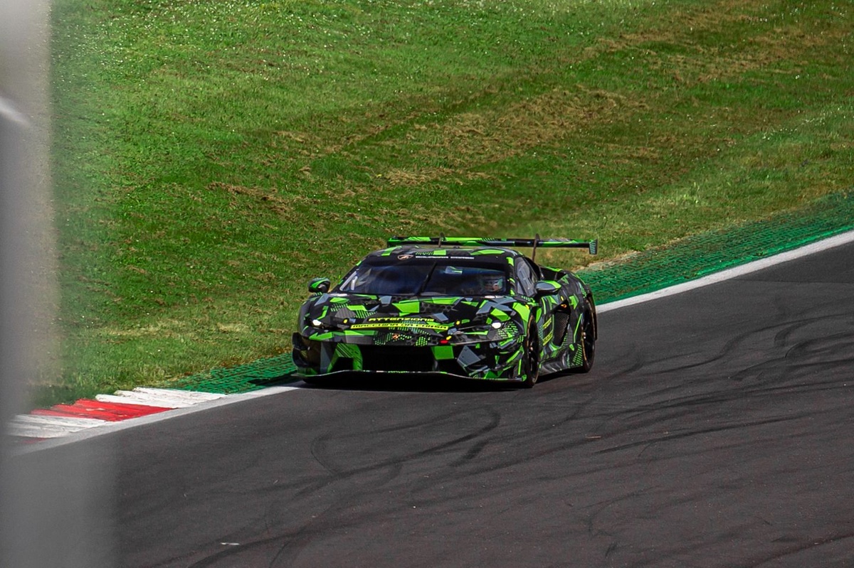 GTWC | Lamborghini: la Temerario GT3 ha svolto lo Shakedown, presentazione a Goodwood