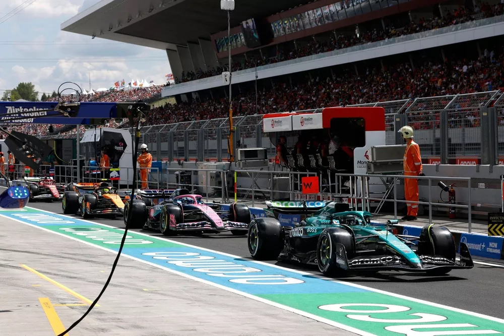 Lando Norris, McLaren, Lance Stroll, Aston Martin Racing, Pierre Gasly, Alpine