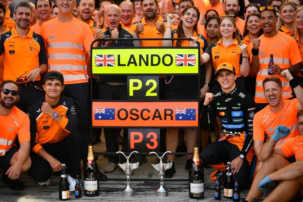 Lando Norris, McLaren, Oscar Piastri, McLaren