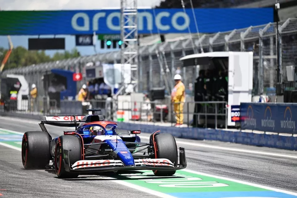 Daniel Ricciardo, RB F1 Team VCARB 01 