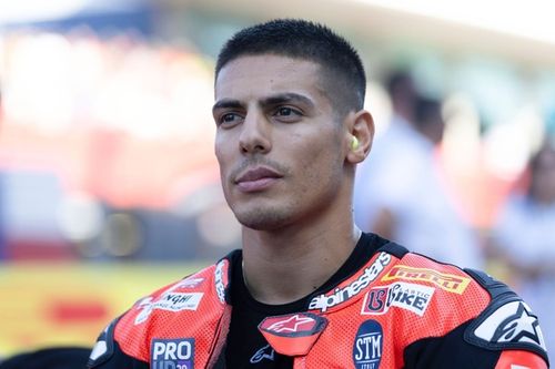 El ex compa&ntilde;ero de Bautista en WSBK prefiere quedarse en casa a pagar por correr