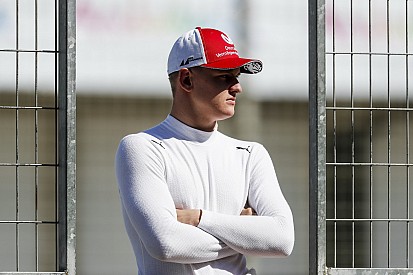 Todt dice que hay que "dejar en paz" a Mick Schumacher
