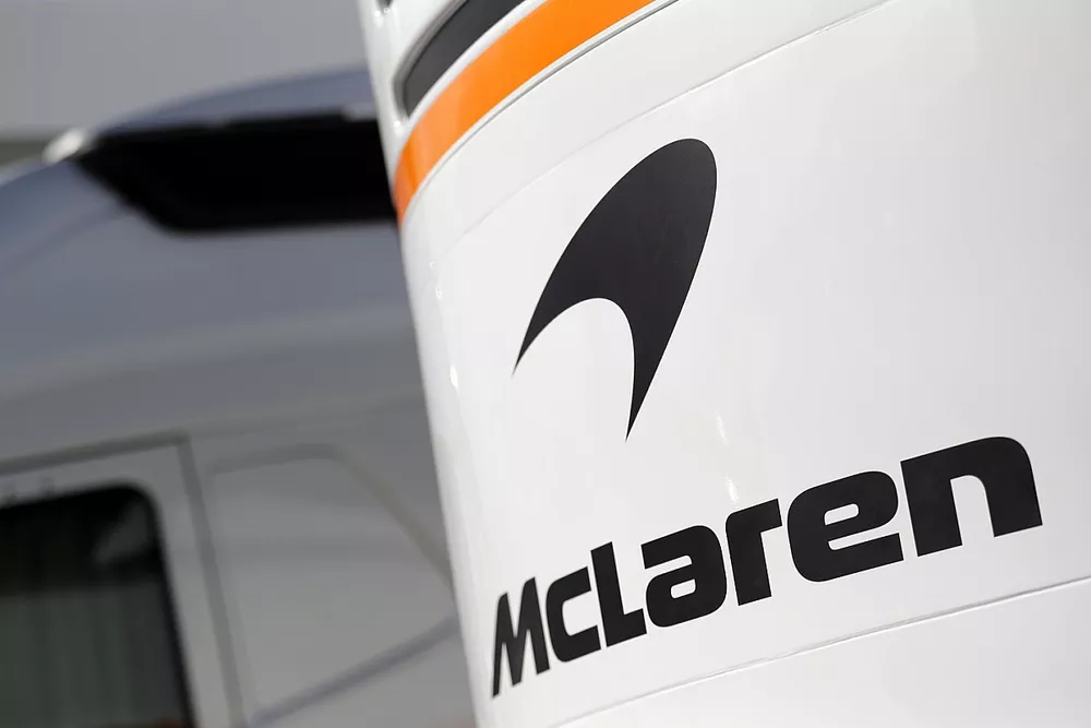 McLaren logo