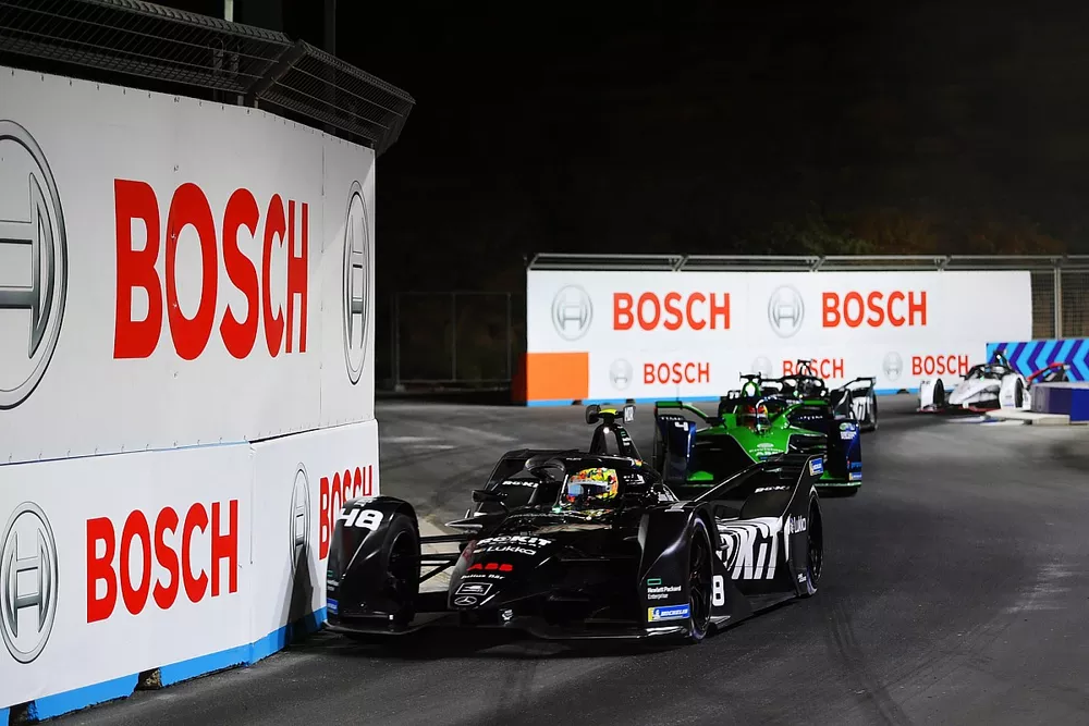 Edoardo Mortara, Venturi Racing, Silver Arrow 02, Robin Frijns, Envision Racing, Audi e-tron FE07
