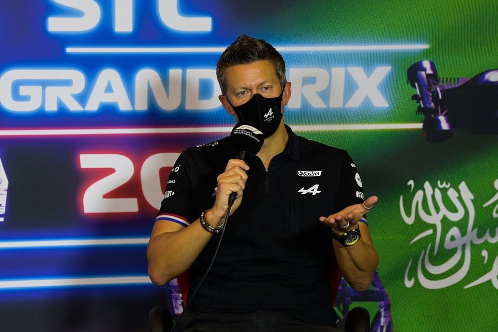 Marcin Budkowski, director ejecutivo de Alpine F1, en la conferencia de prensa de los directores de equipo
