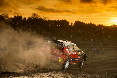 Katalonya WRC: Hyundai sorun yaşadı, Meeke lider