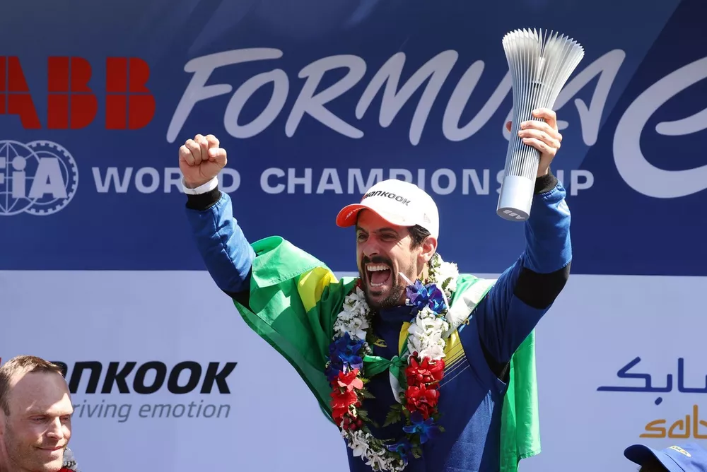Podium: second place Lucas di Grassi, Lola Yamaha ABT Formula E Team