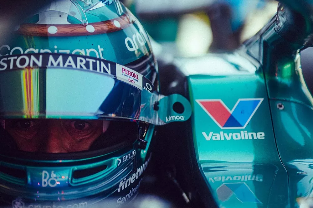 Fernando Alonso, Aston Martin