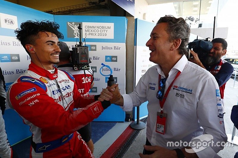 Pascal Wehrlein, Mahindra Racing y Alejandro Agag, CEO Formula E.