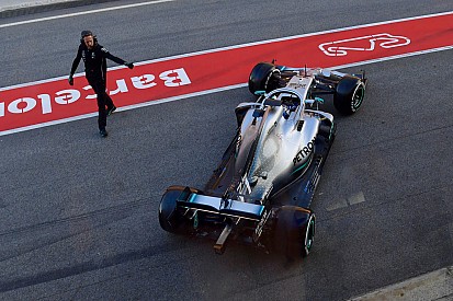 Bottas szerint a Mercedes még nincs a Ferrari szintjén