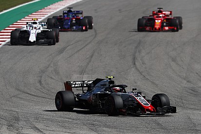 Magnussen faces US GP disqualification over fuel usage