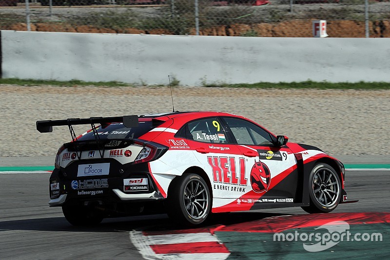 Tassi Attila a WTCR-ben versenyez tovább az ex-F1-es Monteiro csapattársaként