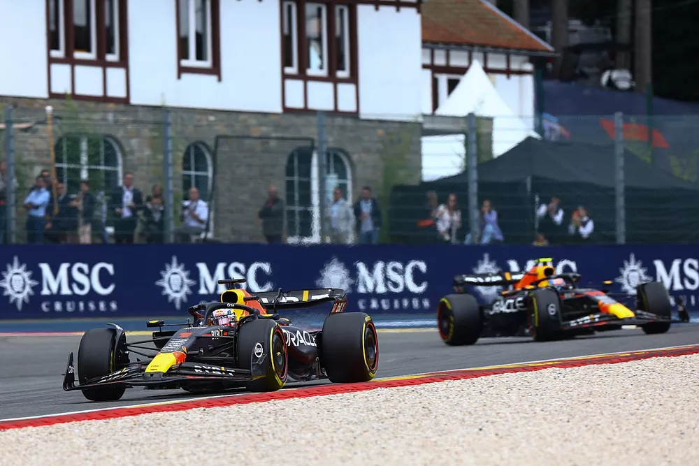 Max Verstappen, Red Bull Racing RB19, Sergio Perez, Red Bull Racing RB19