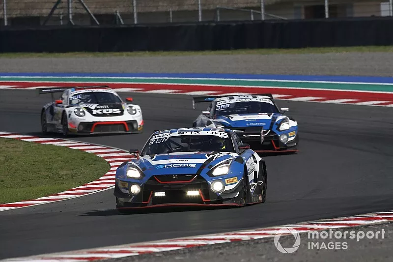 #35 KCMG Nissan GT-R NISMO GT3: Katsumasa Chiyo, Joao Paulo de Oliveira, Joshua Burdon