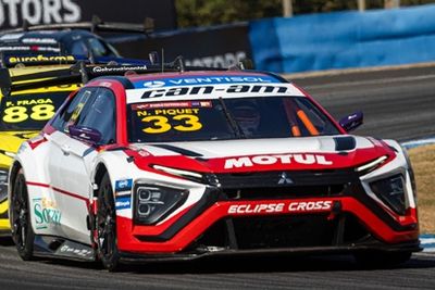 Capacete de Nelsinho Piquet na última etapa da Stock Car será desenhado por fã