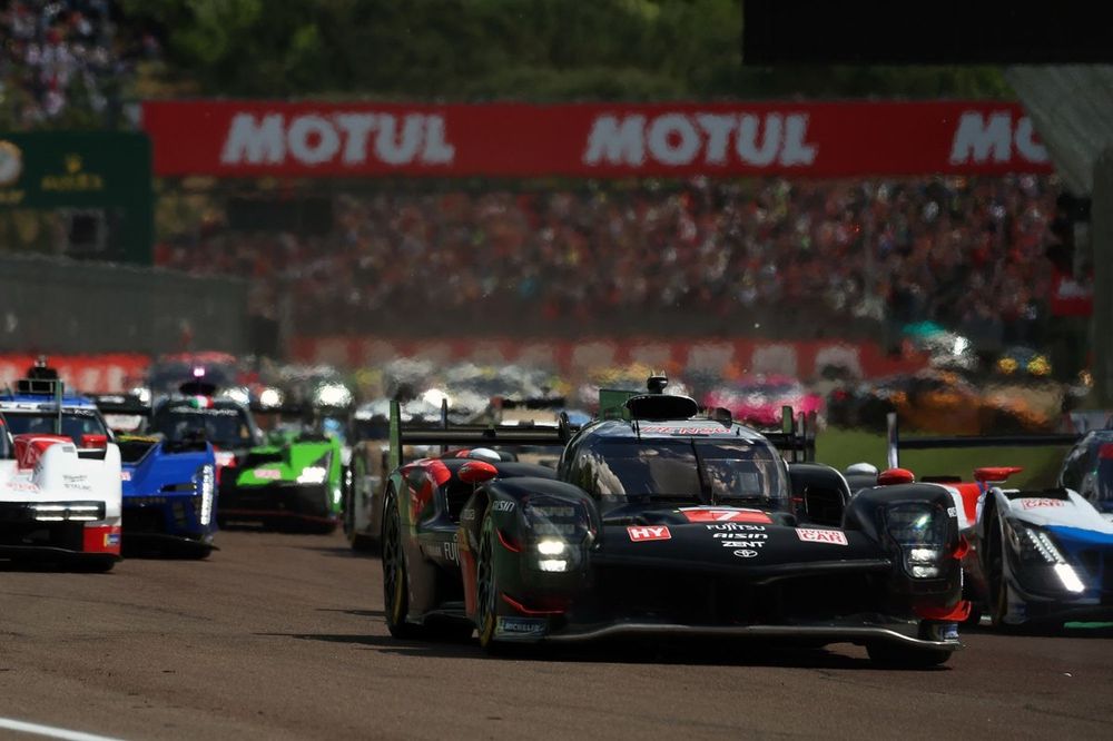 #7 Toyota Gazoo Racing Toyota GR010 - Hybrid: Mike Conway, Kamui Kobayashi, Nyck de Vries