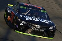 Truex manda en la segunda pr&aacute;ctica en Chicago