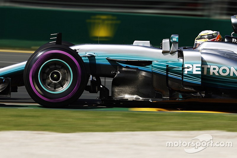 F1 2017 F1-australian-gp-2017-lewis-hamilton-mercedes-amg-f1-w08