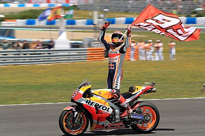 MotoGP Spanyol: Kemenangan Marquez dan insiden Honda-Ducati