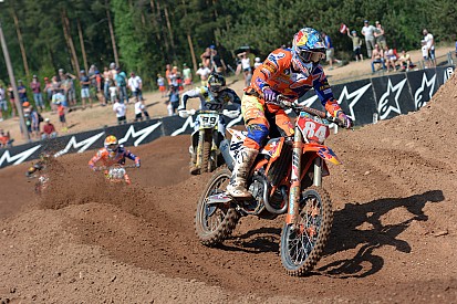 Herlings è inarrestabile: doppietta e quinta vittoria in Lettonia
