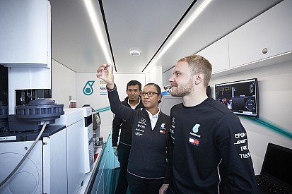 24 éves nő lett a Mercedes egyik új mérnöke a Forma-1-ben