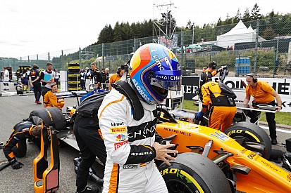 El accidente de Spa provocó dolores de espalda a Alonso dos días después