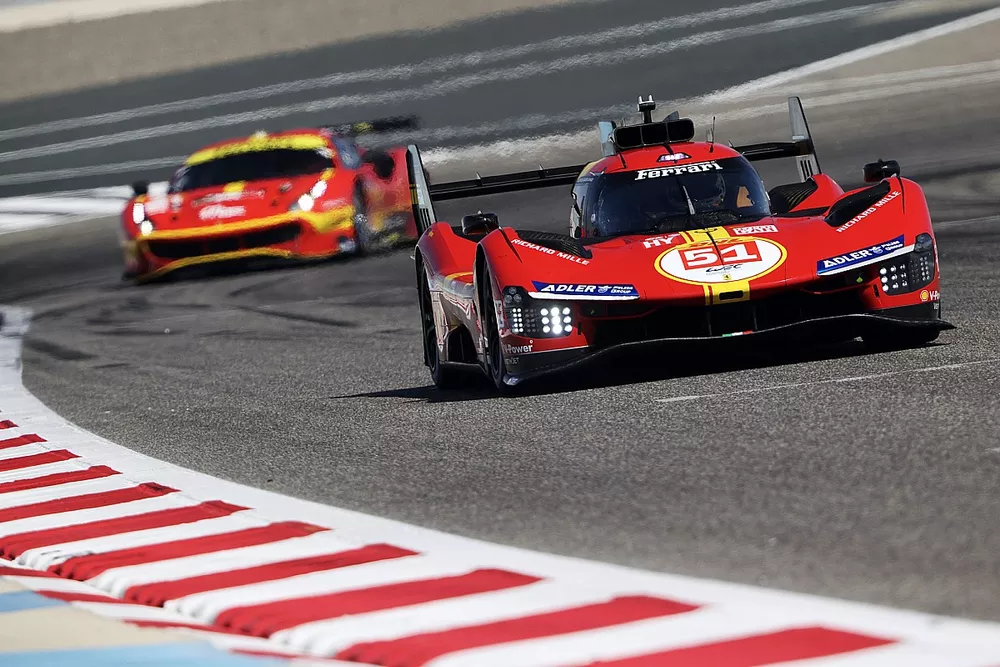 #51 Ferrari AF Corse Ferrari 499P: Lilou Wadoux, Robert Shwartzman