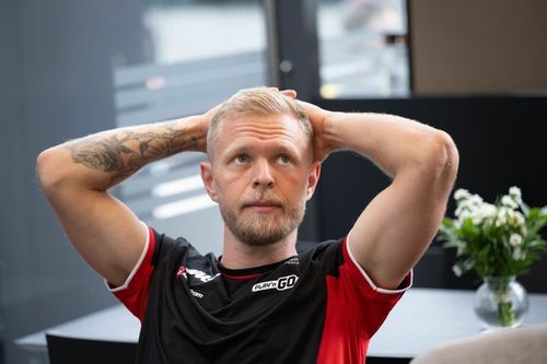 F1: Magnussen é punido e está suspenso para GP do Azerbaijão
