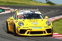 Porsche Cup: Caio Castro lidera treino da Sprint Challenge em Interlagos