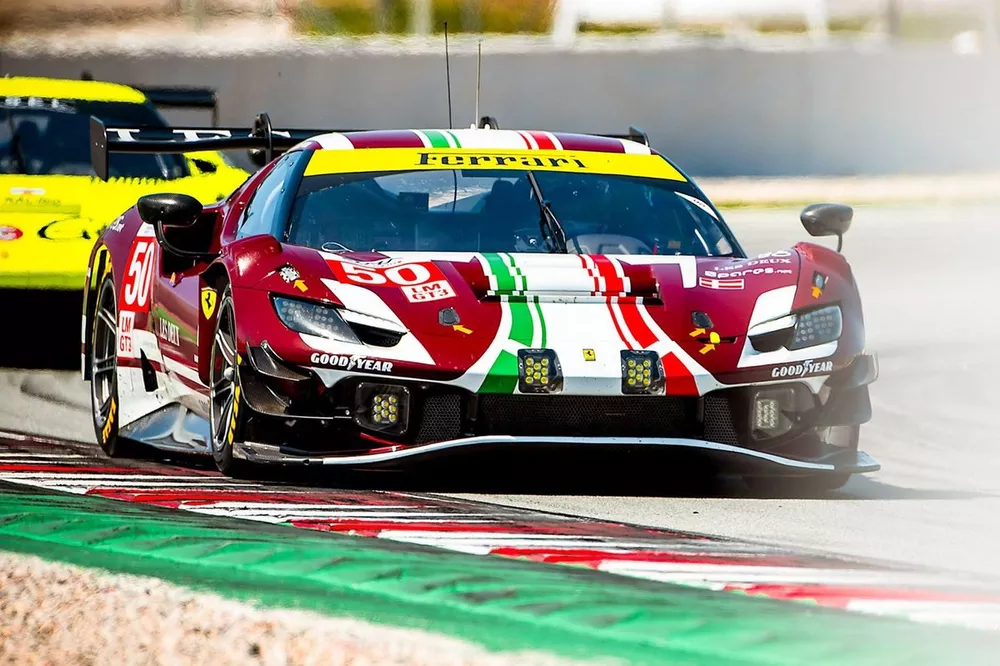 #50 Formula Racing AF Corse, Ferrari 296 GT3: Nicklas Nielsen, Johnny Laursen, Conrad Laursen