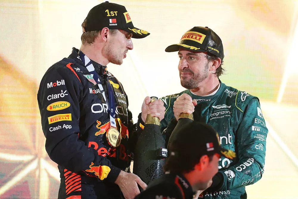 Podio: Vincitore della gara Max Verstappen, Red Bull Racing, terzo posto Fernando Alonso, Aston Martin Racing