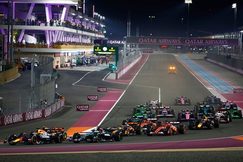 AN&Aacute;LISE F1: McLaren e Red Bull chegam a duelo final com 'filosofias' opostas; Abu Dhabi mostrar&aacute; qual &eacute; a melhor 