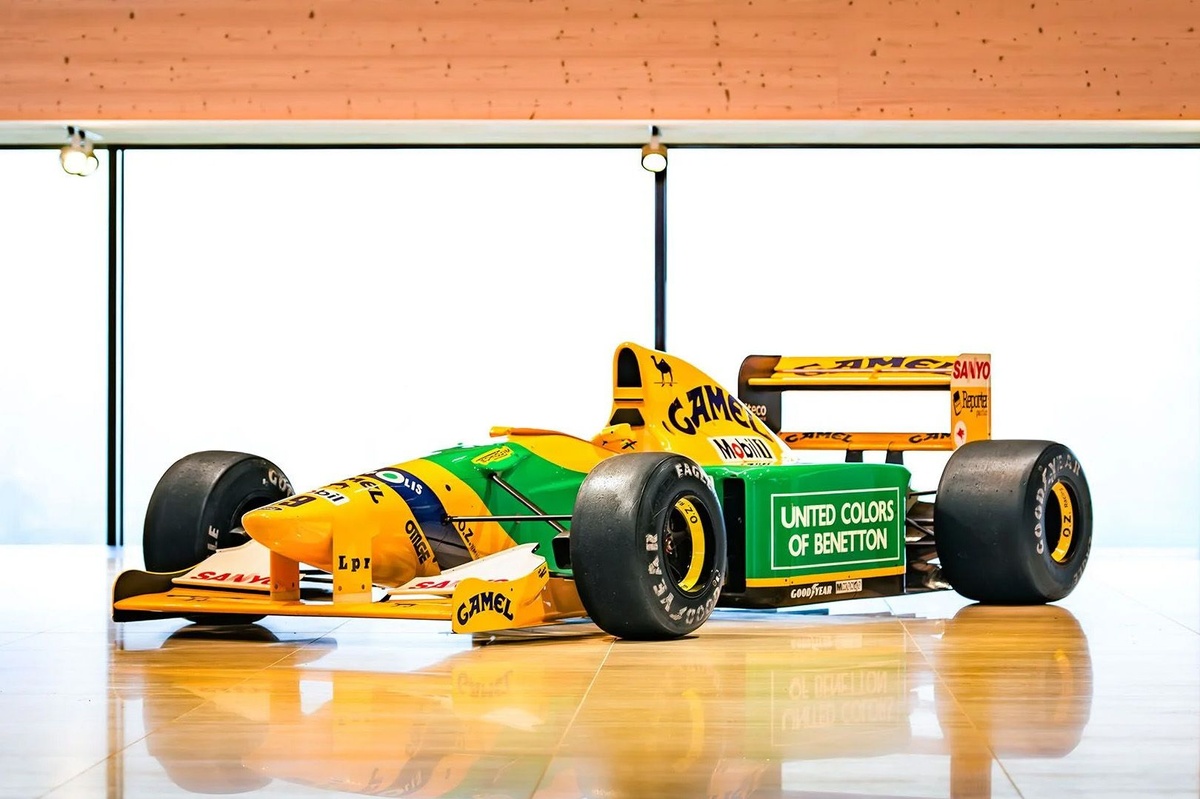 Michael Schumacher's first F1 race-winning Benetton B192 hits auction for €8.5m