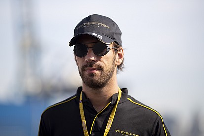 Vergne asegura estar hablando con un equipo para volver a la F1 en 2019