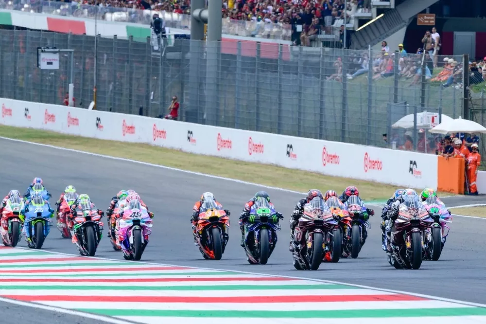 Race Start.